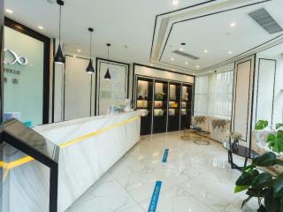 Xana Hotelle· Wulumuqi High Speed Railway Station Baonengcheng - 8