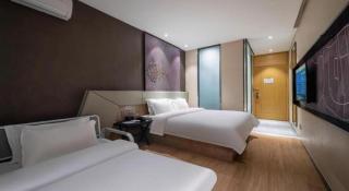 IU Hotels· Tianjin Houtai Chengjian University Haitai Industrial Park - 3
