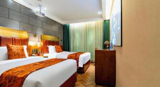 James Joyce Coffetel Tianjin Railway Station - 5