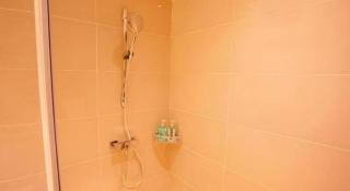 City Comfort Inn Honghu Shopping Park Bao'an Plaza - 4