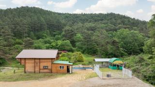 Cheongdo Ellago Poolvilla Pension - 6