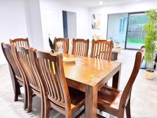 Spacious Family Home 4B2B in Browns Plains - 6