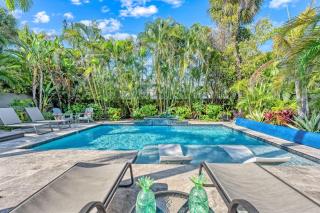 Mermaids Oasis - 315 - 0