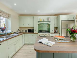 4 Bed in Brassington 47450 - 1