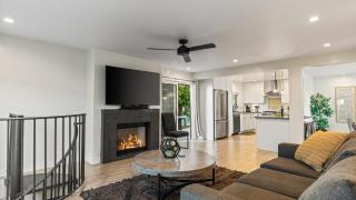 2 Condos Steps to the Beach Hot Tub Trestles Trailhead Duo by AvantStay - 6