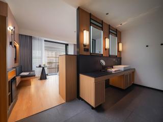 Clouds April Hotel, Dianchi South Asia Style First City Branch - 2