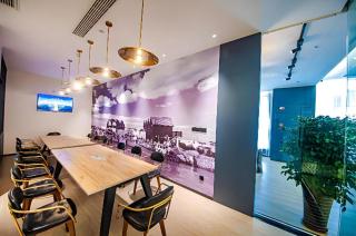 City Comfort Premier Hotel Liuzhou Wuxing Pedestrian Street Jinggu Building - 3