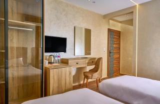 Cleo Patra Pyramids Tower Inn - 3