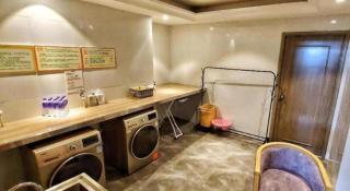 Venus International Hotel Kunming Baiyun Road Tongde Square - Kunming - 1