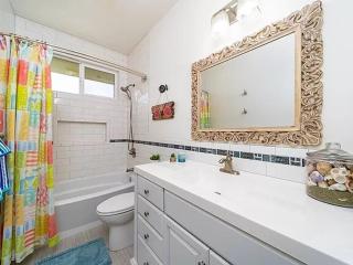 Beautiful Brand New Hawaiian Beach Home - Pahoa - 3