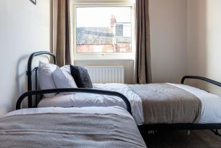 The Acacia Two-Bed Haven - 8