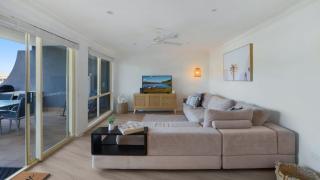 North Avoca Pearler - Just Opposite The Beach - 7