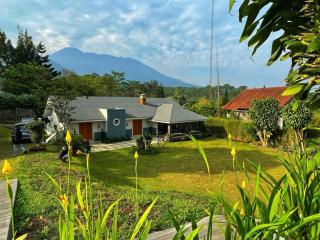 The Pangrango Huis Villa - 8