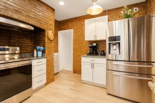 Historic 1790s Old Town Gem 5BR with Parking - Prince Street - 7