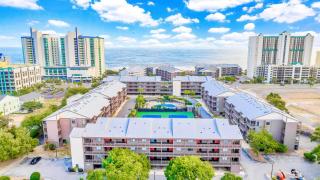 Tilghman Beach and Racquet Club 122 - 5