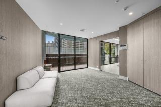 Sea View Lvl 21 Crown Pool Gym Theatre Cbd Central - 1