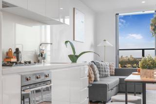 Sea View Lvl 21 Crown Pool Gym Theatre Cbd Central - 6