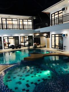 White Breeze Palawan Boutique Hotel - 8