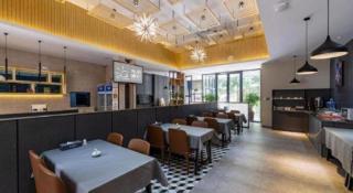 Xiamen Dongchen Hotel - 8