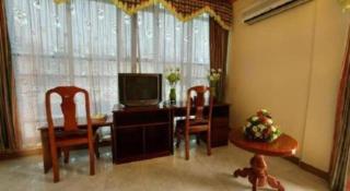 Lucky Star Hotel - 7