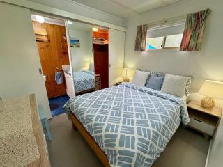 Cosy Corner Cabin - 8