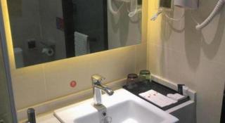 Thank Inn Plus Jiangsu Taizhou Renmin Hospital - 5