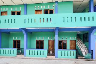 RedDoorz at Raya Hotel Berastagi - 2