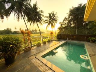 3BHK Private villa with field view & sunset vibes - Siolim - 7