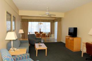 Chart House Suites and Marina - 8