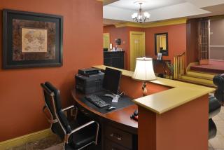 Best Western Brentwood - 3