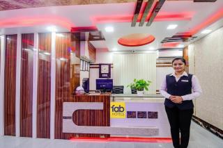 FabHotel The Crown Comforts - 9