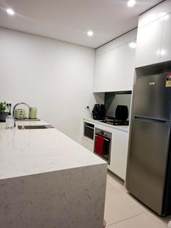 Serenity in Ryde, ferry,train & cafes around - 4