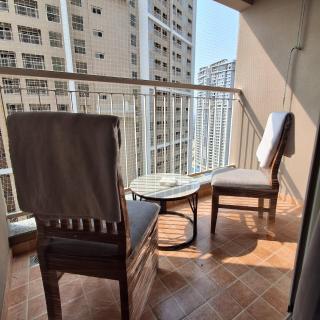 The LUXE Manor A luxury apartment - 4