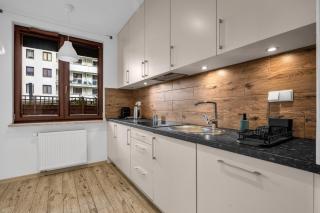 Warsaw Wola Suites - Parking, Workspace, Terrace - by Rentujemy - 8