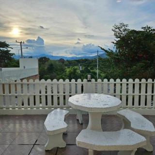 Charming Home Resort - 3