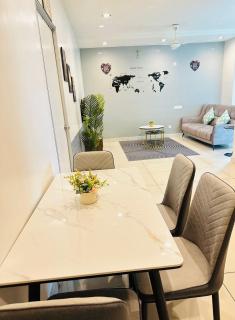 High-Floor Seaview Modern Suite 2BR Condo Next to Gurney & Georgetown - 8