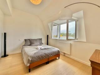 Marquette Maison Design, 2 chambres, jardin et parking gratuit, proximité vieux Lille, - 3