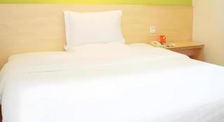 7 Days Inn Wuhan University of Technology Mafangshan Metro Station - 3