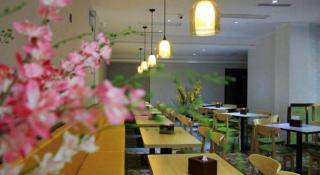 Vatica Fuzhou West Second Ring Road Xihu Park Hotel - 4