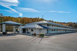 Days Inn by Wyndham Renfro Valley Mount Vernon - 9