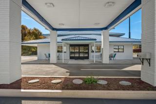 Days Inn by Wyndham Renfro Valley Mount Vernon - 8