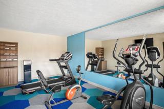 Days Inn by Wyndham Renfro Valley Mount Vernon - 1