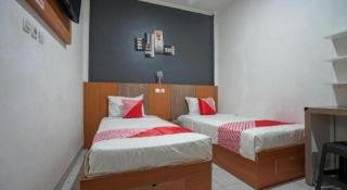 Hotel O Green Palm Kostel Syariah - Tabahpingin - 2