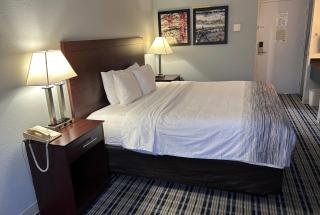 AmericInn by Wyndham Mosinee Central Wisconsin Airport - 6