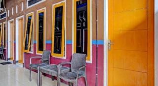 Hotel O Griya Sandi Residence Family NearPantai Boom - 9