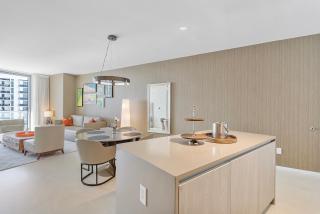 Luxury Waterfront Condo in Hollywood - 3