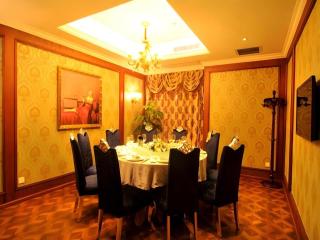 Chengdu French Theme Gold Palace - 3