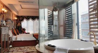 Chengdu French Theme Gold Palace - 2