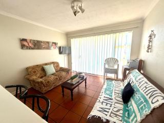 111 Hermanus beach club - 4