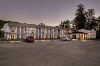 Super 8 by Wyndham Gadsden AL - 3